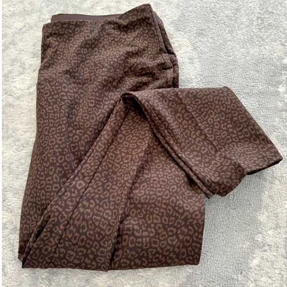 Chicos Zenergy Brown Leopard Cheetah Active Leggings Chico’s 2 = Women’s 12 - Picture 1 of 9